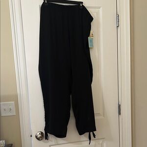CeCe Rich Black Essentials Pants NWT